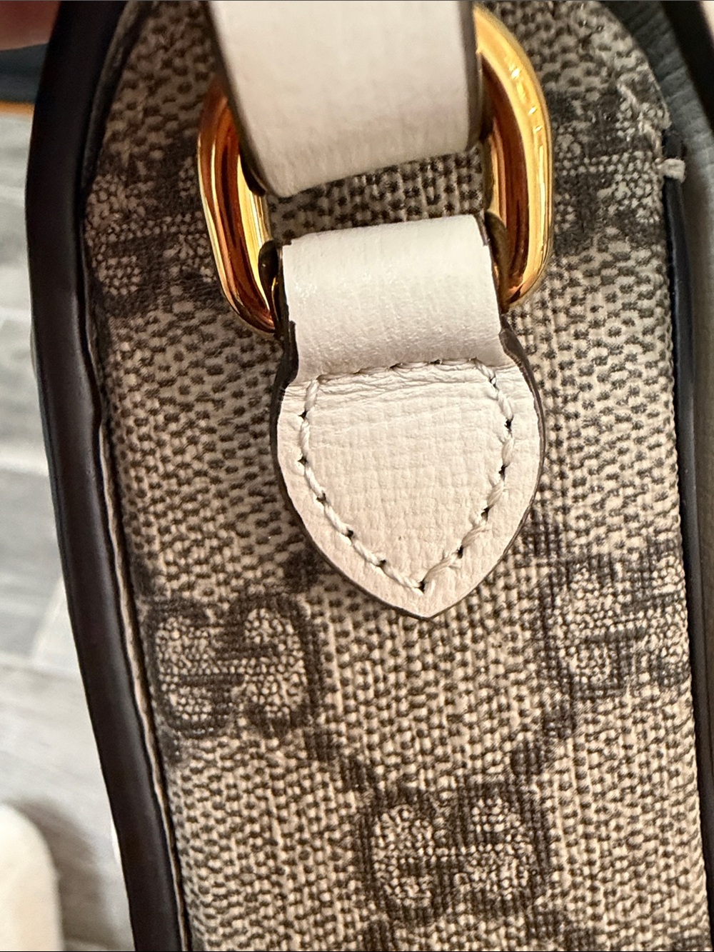 Gucci Beige Monogram Crossbody with White Trim and Gold Horsebit - Picture 14 of 16